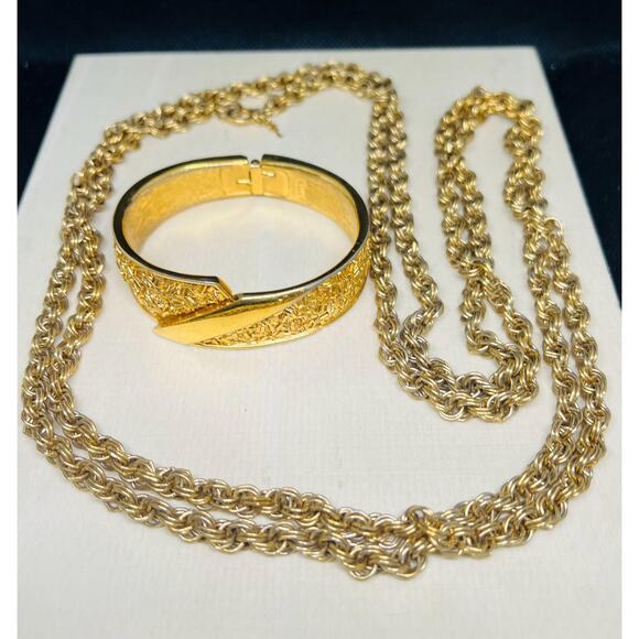 Trifari necklace, Trifari bracelet, vintage jewelry, jewelry set, vintage - Picture 2 of 3